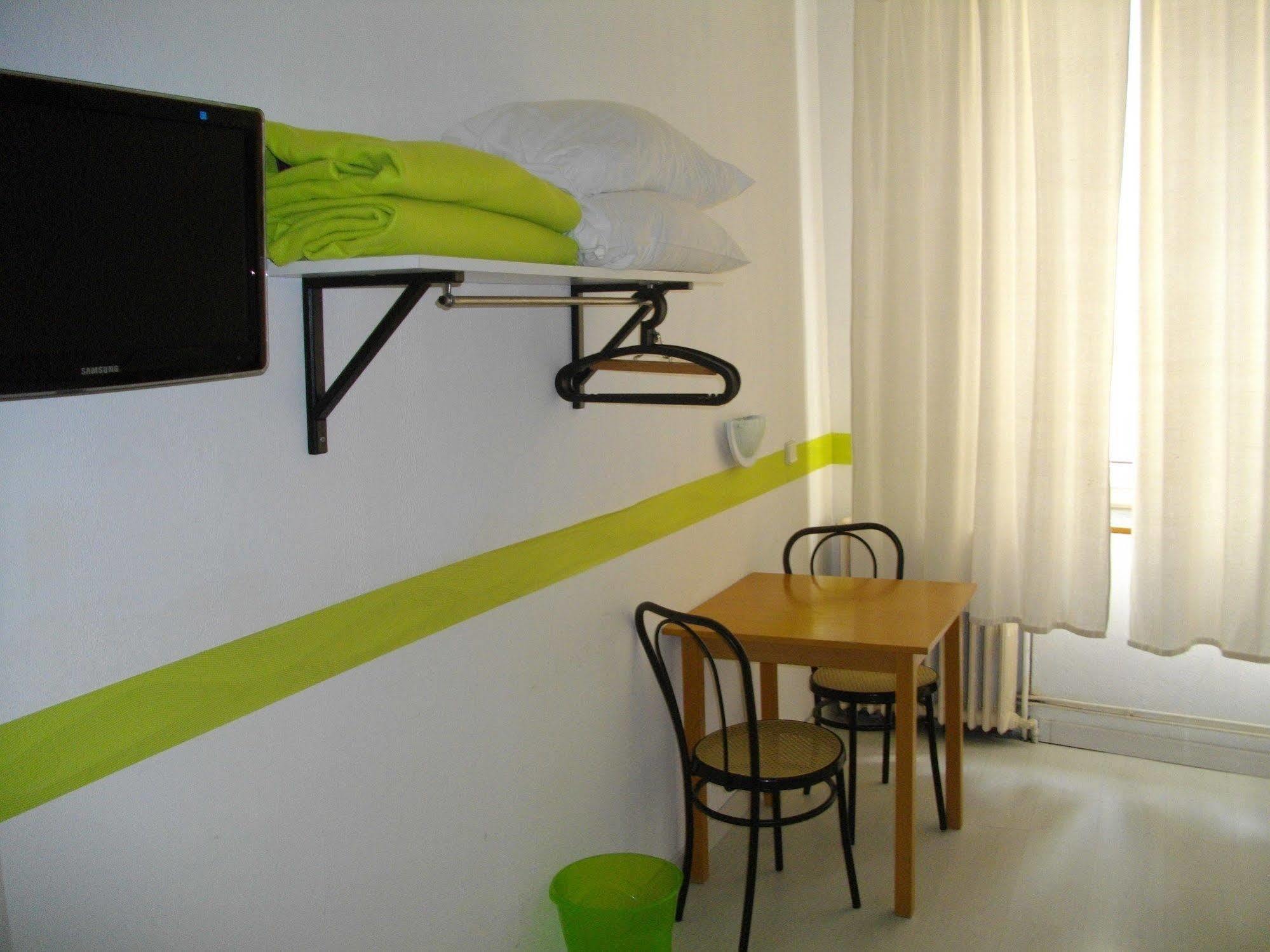 Hotel Central Carcassone Kültér fotó